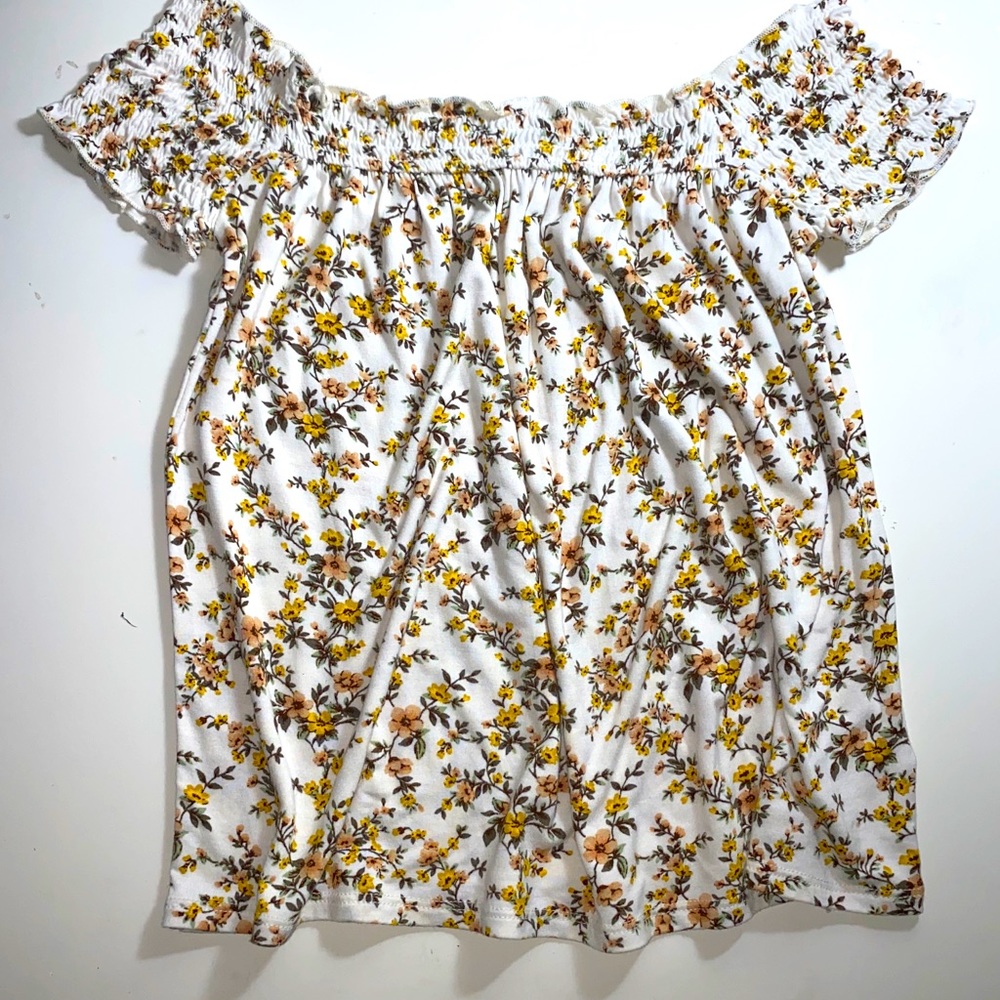 American Eagle off the shoulder top